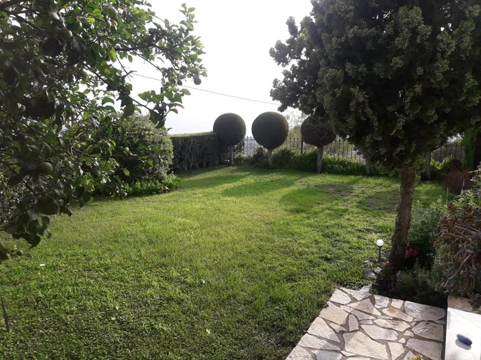 Kelly'S Villa In Stoupa Neokhorion  Extérieur photo