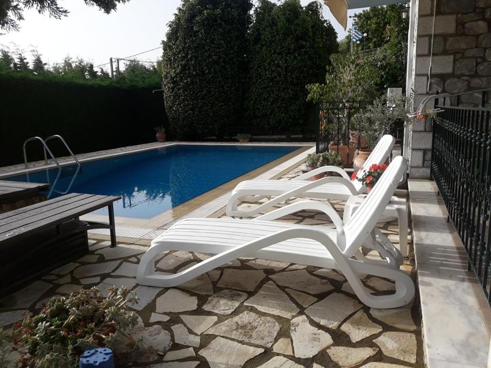 Kelly'S Villa In Stoupa Neokhorion  Extérieur photo